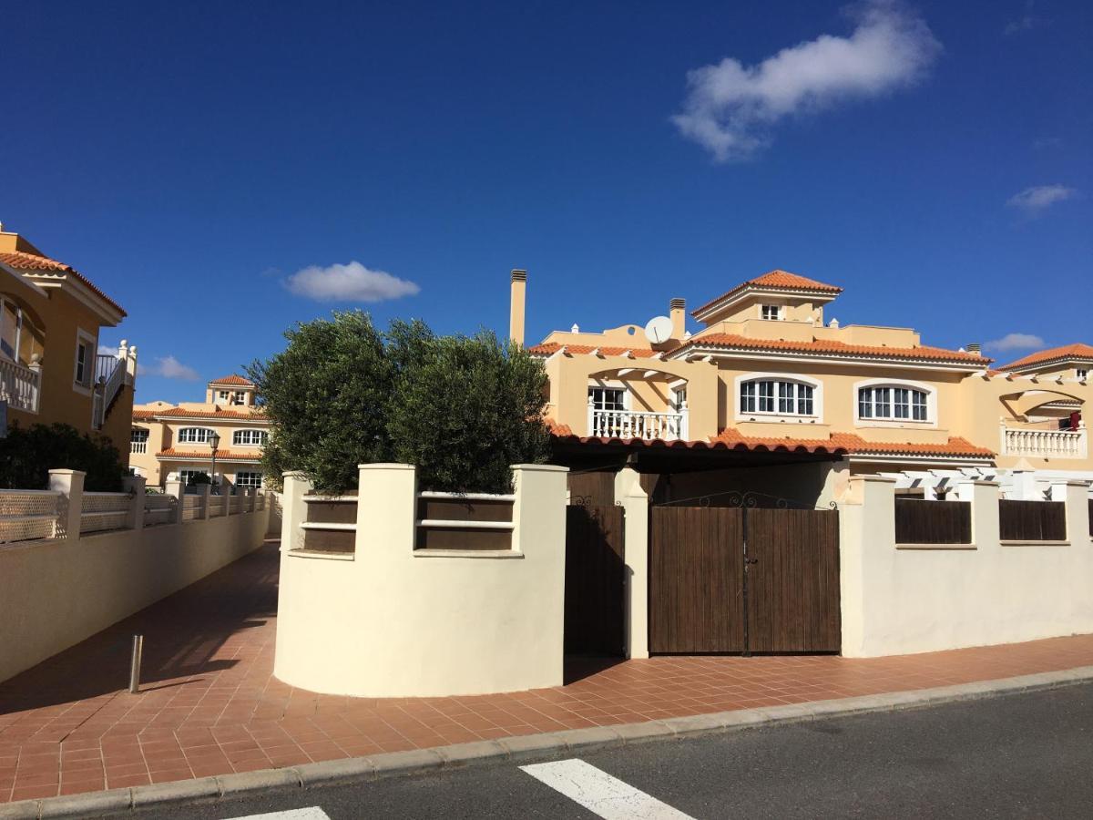 Las Rocas Golf And Sea 科斯塔卡莱塔 外观 照片